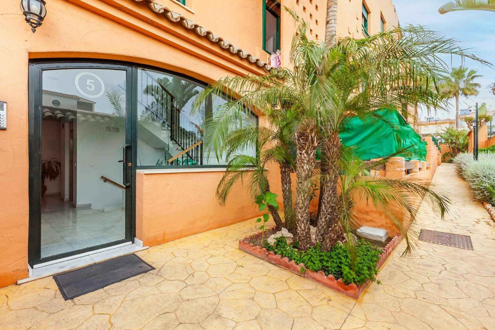 A&n El Senorio 2, Apartment